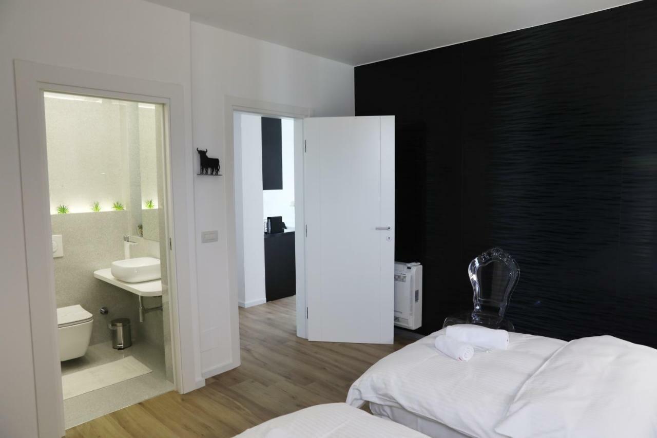 Tiranatop Suites 3 1000 Ft2 Екстер'єр фото