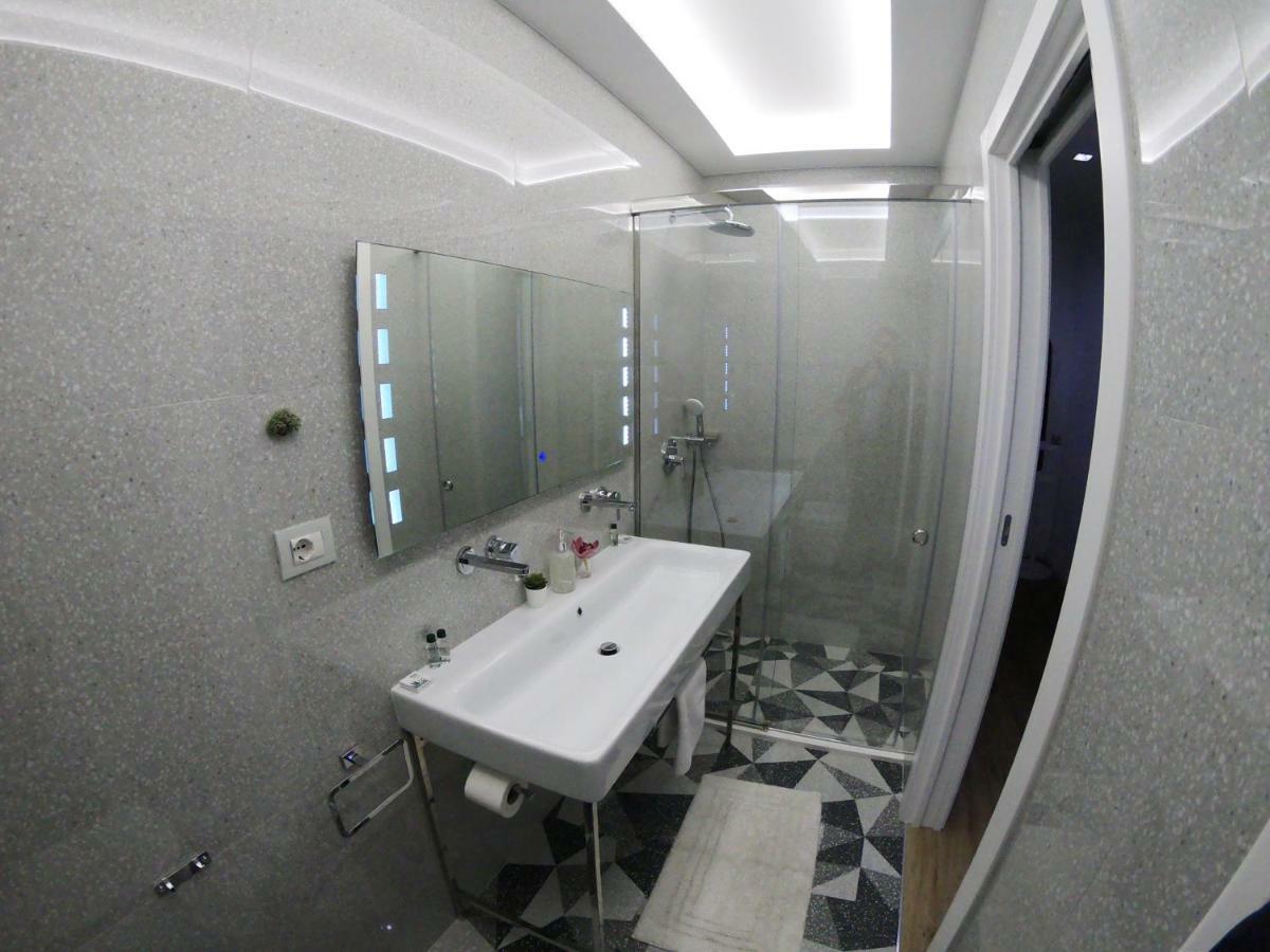 Tiranatop Suites 3 1000 Ft2 Екстер'єр фото